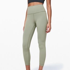 Lululemon Wunder Under leggings